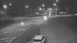 Křižovatka ulic Velká Dlážka a Polní