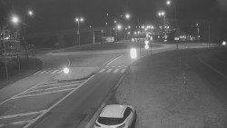 Křižovatka ulic Velká Dlážka a Polní