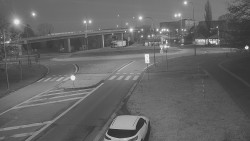 Křižovatka ulic Velká Dlážka a Polní