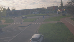 Křižovatka ulic Velká Dlážka a Polní