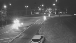 Křižovatka ulic Velká Dlážka a Polní