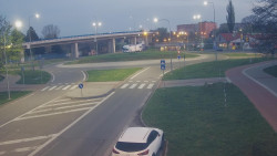 Křižovatka ulic Velká Dlážka a Polní