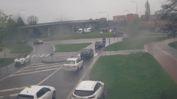 Křižovatka ulic Velká Dlážka a Polní