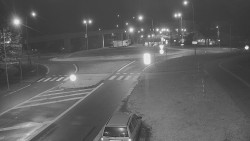 Křižovatka ulic Velká Dlážka a Polní