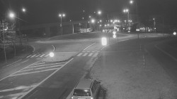 Křižovatka ulic Velká Dlážka a Polní