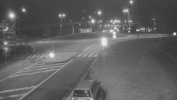 Křižovatka ulic Velká Dlážka a Polní