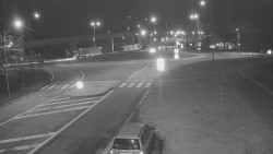 Křižovatka ulic Velká Dlážka a Polní