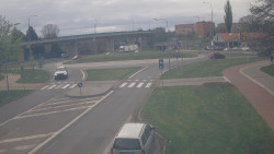 Křižovatka ulic Velká Dlážka a Polní