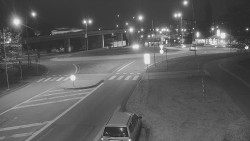 Křižovatka ulic Velká Dlážka a Polní