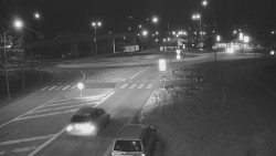 Křižovatka ulic Velká Dlážka a Polní