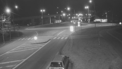 Křižovatka ulic Velká Dlážka a Polní