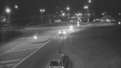 Křižovatka ulic Velká Dlážka a Polní