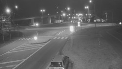 Křižovatka ulic Velká Dlážka a Polní