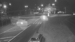 Křižovatka ulic Velká Dlážka a Polní