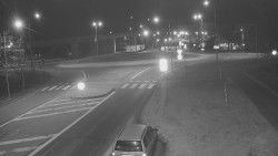 Křižovatka ulic Velká Dlážka a Polní