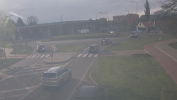 Křižovatka ulic Velká Dlážka a Polní