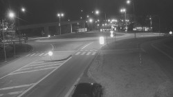 Křižovatka ulic Velká Dlážka a Polní