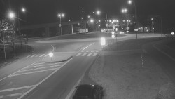 Křižovatka ulic Velká Dlážka a Polní