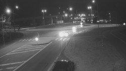 Křižovatka ulic Velká Dlážka a Polní