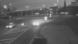 Křižovatka ulic Velká Dlážka a Polní