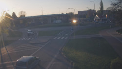 Křižovatka ulic Velká Dlážka a Polní