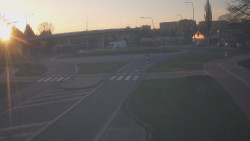 Křižovatka ulic Velká Dlážka a Polní