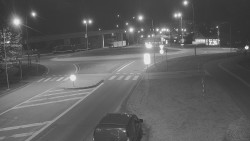 Křižovatka ulic Velká Dlážka a Polní