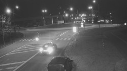 Křižovatka ulic Velká Dlážka a Polní