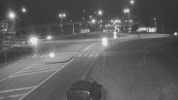 Křižovatka ulic Velká Dlážka a Polní