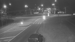 Křižovatka ulic Velká Dlážka a Polní