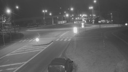 Křižovatka ulic Velká Dlážka a Polní