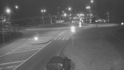 Křižovatka ulic Velká Dlážka a Polní