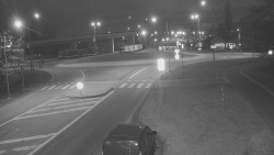 Křižovatka ulic Velká Dlážka a Polní