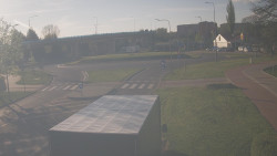 Křižovatka ulic Velká Dlážka a Polní