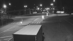 Křižovatka ulic Velká Dlážka a Polní