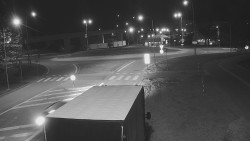 Křižovatka ulic Velká Dlážka a Polní