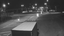 Křižovatka ulic Velká Dlážka a Polní