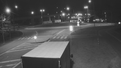 Křižovatka ulic Velká Dlážka a Polní