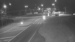 Křižovatka ulic Velká Dlážka a Polní