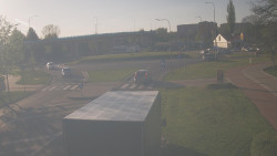 Křižovatka ulic Velká Dlážka a Polní