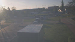 Křižovatka ulic Velká Dlážka a Polní