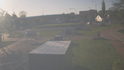 Křižovatka ulic Velká Dlážka a Polní