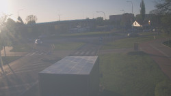 Křižovatka ulic Velká Dlážka a Polní