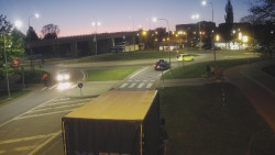 Křižovatka ulic Velká Dlážka a Polní