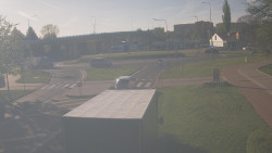 Křižovatka ulic Velká Dlážka a Polní