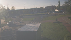 Křižovatka ulic Velká Dlážka a Polní