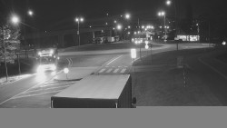 Křižovatka ulic Velká Dlážka a Polní