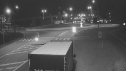 Křižovatka ulic Velká Dlážka a Polní