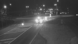 Křižovatka ulic Velká Dlážka a Polní