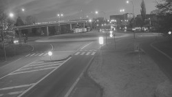 Křižovatka ulic Velká Dlážka a Polní